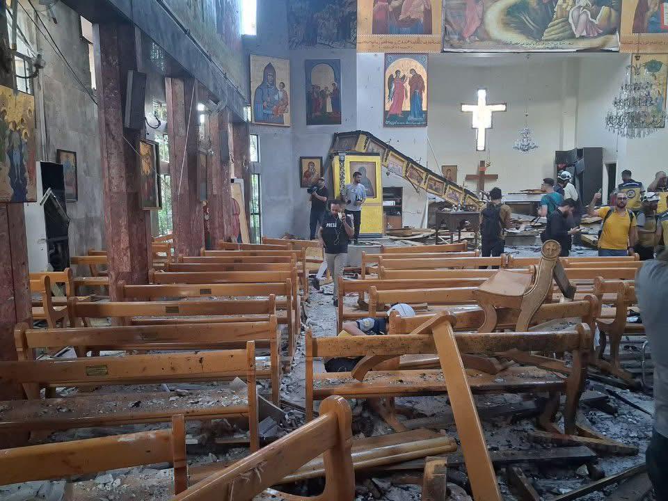 The targeting of #Syria's minorities continues. 

First the Alawites. Then the Druze. Now the Christians.
 
Today a suicide bomber struck the Mar Elias Church in Damascus. I stayed at the church's hotel last week.

And still some argue the SDF &amp; Druze should lay down their arms?