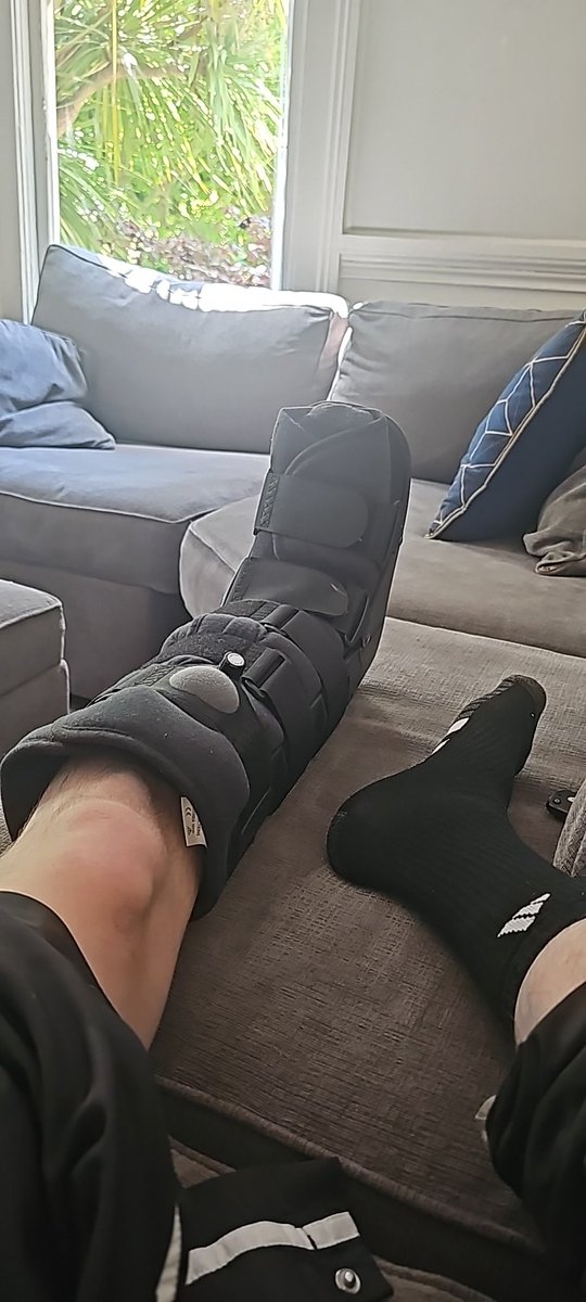 God damn you portland. Back home in sf with a broken fibula + spiral fracture just in time for pride.  Not getting laid because nobody wants to fuck a guy in crutches.