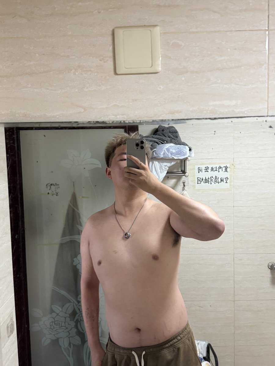 小熊不是冬 tweet media