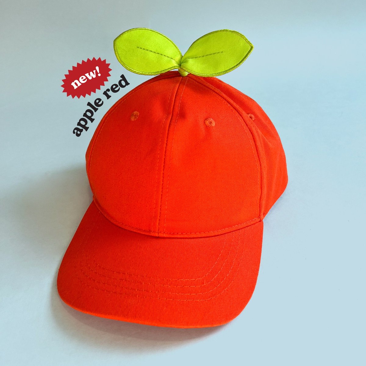 maobabie's tweet photo. 🍎 I don’t play lads but my friend told me it’s a Caleb hat lol https://t.co/qhAG2Xbf6e