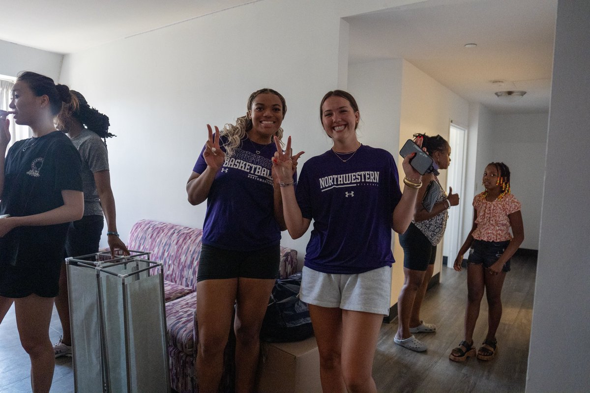 The Gang's All Here 🤩

'Cats are back on campus and ready to work!