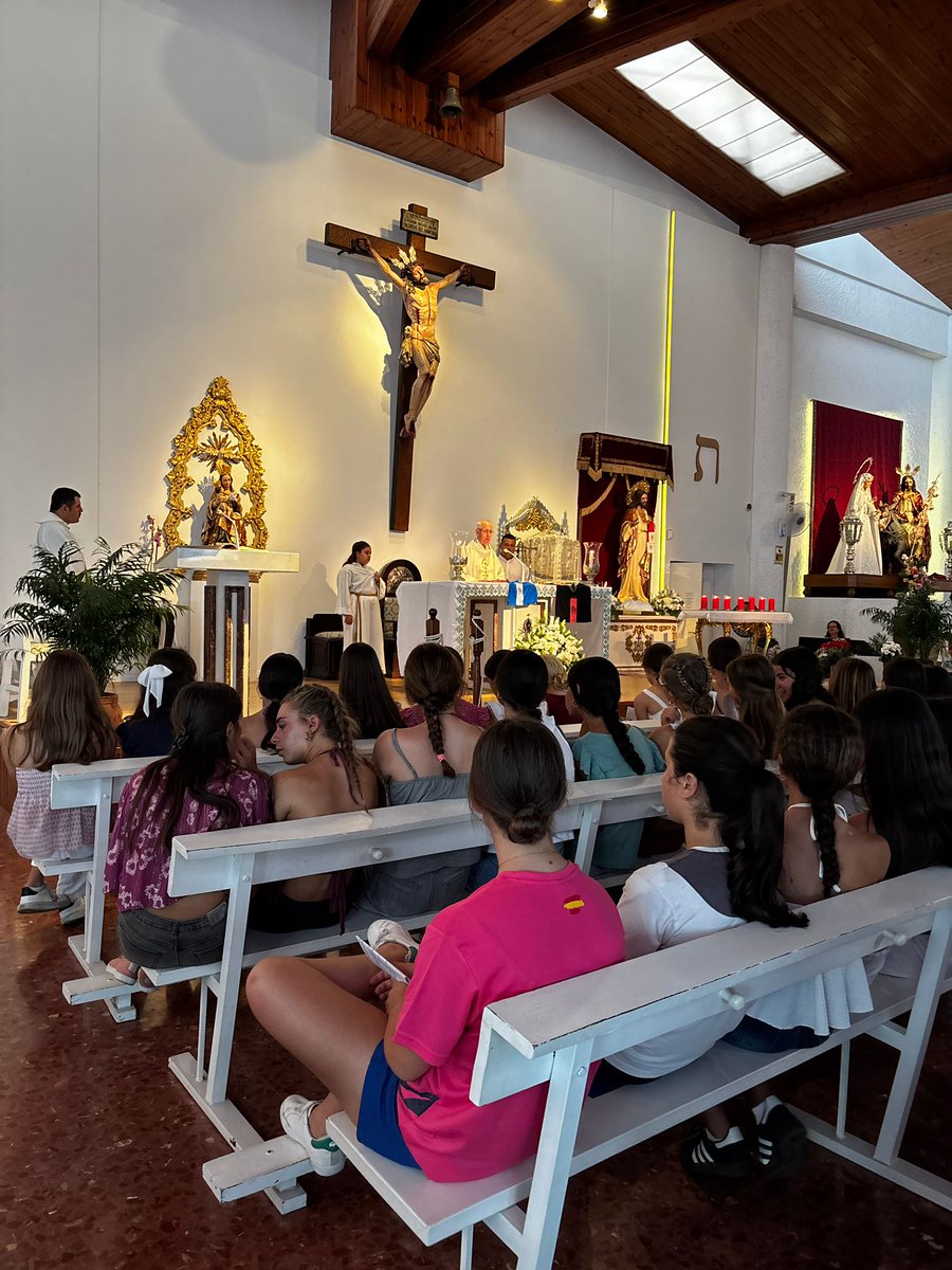 Juegos EMDE (@juegosemde) on Twitter photo ⛪️ Eucaristía oficial de los #JuegosEMDE2025 para los participantes de categoría Infantil oficiada por nuestro Padre Chano.
#deportescolar
<a href="/DeportesECM/">DeportesECM</a>
<a href="/DeportesECS/">Deportes EC Sevilla</a>
<a href="/ecatolicas/">Escuelas Católicas</a> ⛪️ Eucaristía oficial de los #JuegosEMDE2025 para los participantes de categoría Infantil oficiada por nuestro Padre Chano.
#deportescolar
<a href="/DeportesECM/">DeportesECM</a>
<a href="/DeportesECS/">Deportes EC Sevilla</a>
<a href="/ecatolicas/">Escuelas Católicas</a>