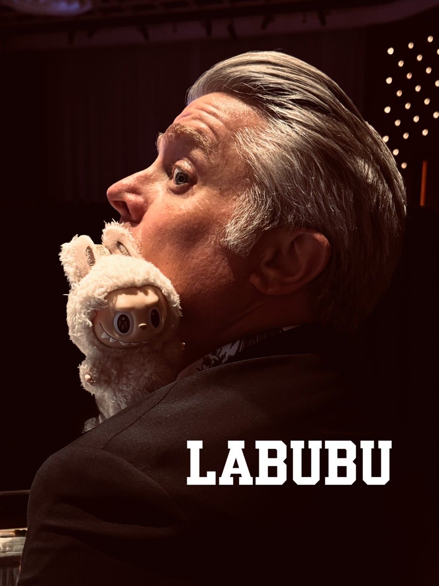 JayFlats's tweet image. This little trend #labubu
