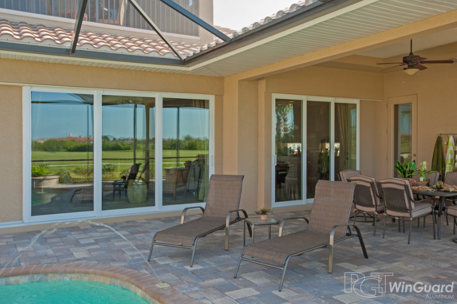 clearchoice_win's tweet photo. Enjoy your gorgeous Florida view while protecting your home at the same time. The beauty of windows and doors isn’t just about exterior design, it’s about how they improve life inside.
#windowwithaview #view #windows #impactwindows #hurricanewindows #hurricaneprotection https://t.co/97B7c0fuLd