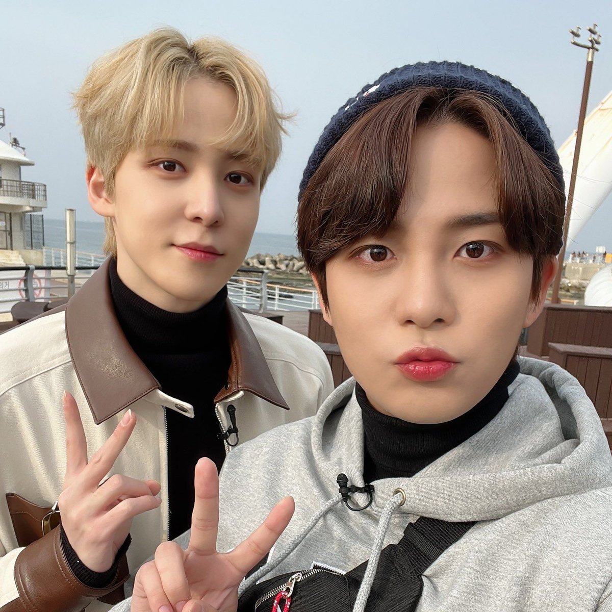 qualtimeidol's tweet photo. Jeong Yunho (ATEEZ) torce para o Sampaio Corrêa! https://t.co/GcfDjY9cAN