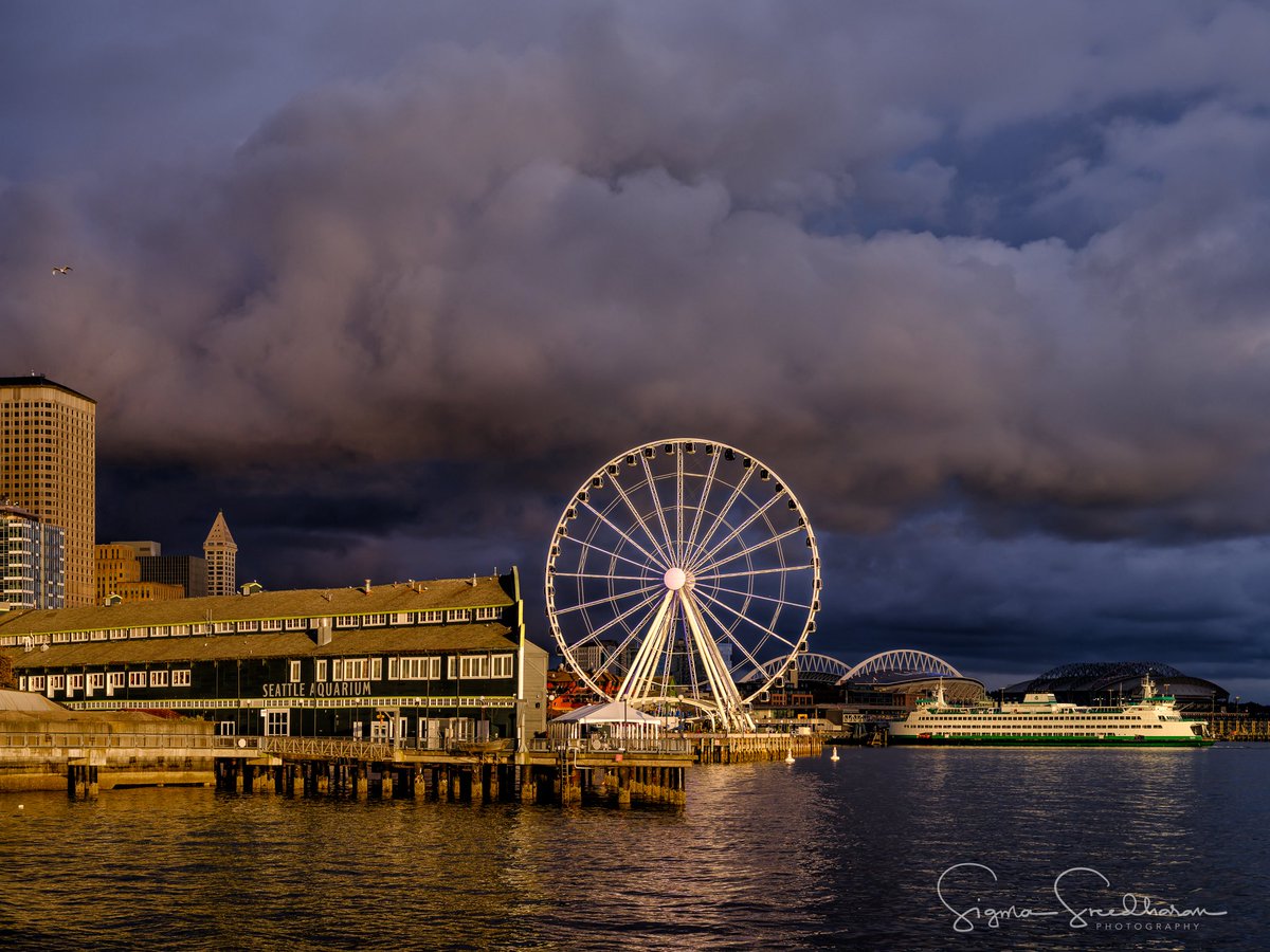 sigmas's tweet image. A few more from the #Seattle waterfront yesterday including a #rainbow sighting