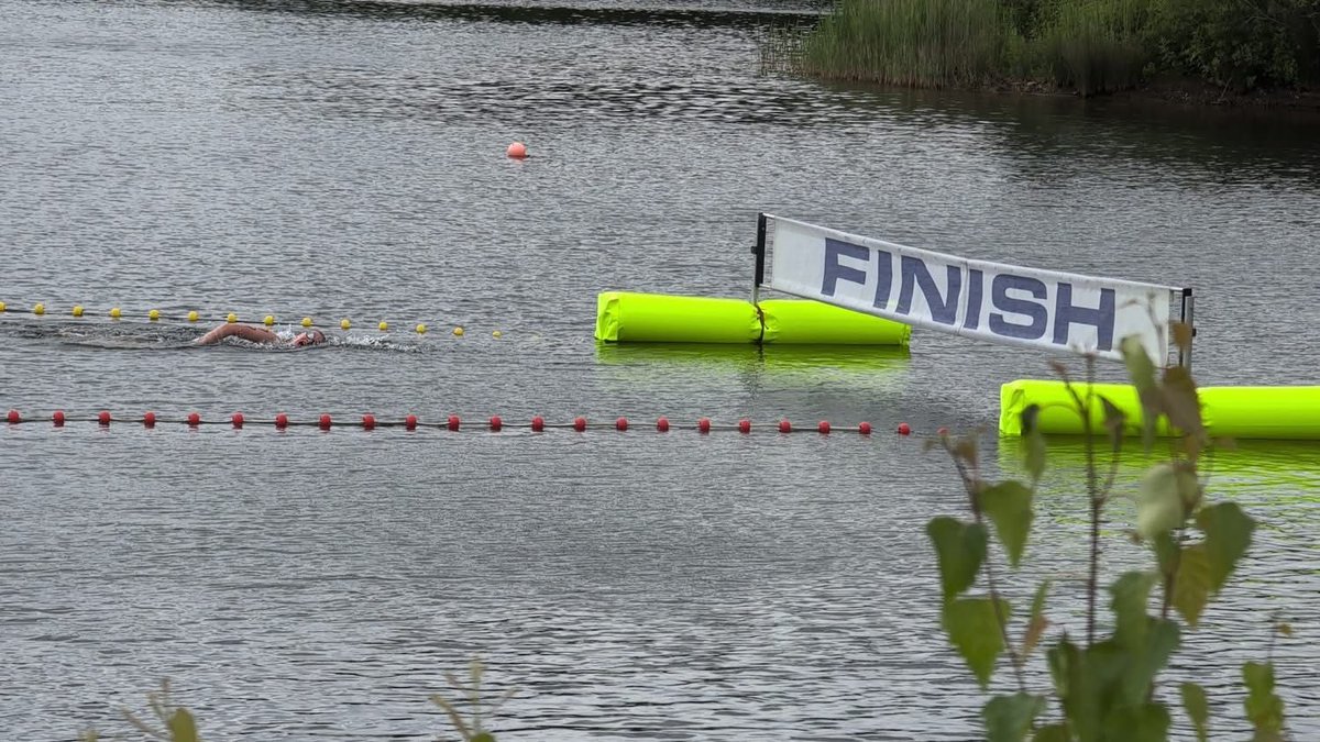 🌟Regional Open Water Championships

Charlotte finished 3rd in the 16 years West Midlands 5k and has qualified for nationals in a time of 1.24.14

Scarlett finished 4th in the 15 years West Midlands 3k with a time of 49.34

Well done girls!