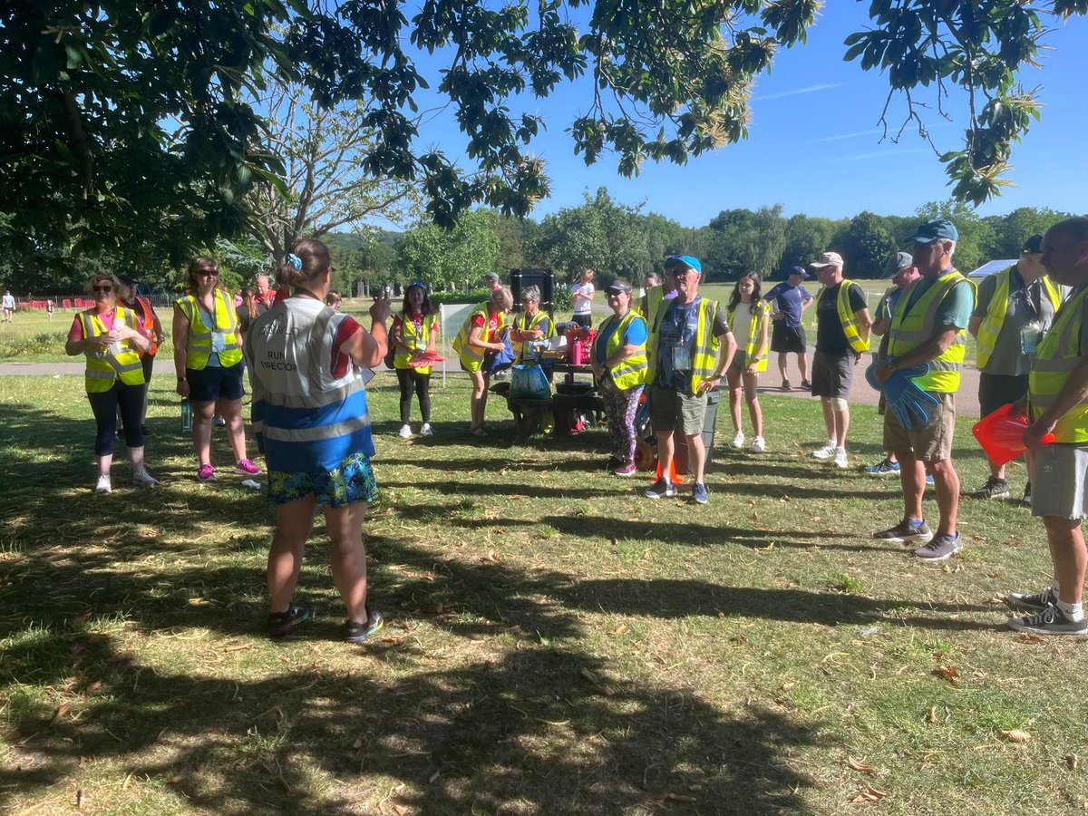 Well done to the 105 juniors that joined us this morning👏🏻

Congratulations to our wristband recipient 🎉

Welcome to our 14 first timers

A big THANK YOU to our volunteers.  We appreciate all you do🫶

parkrun.org.uk/eltham-juniors…

See you next Sunday for more junior parkrun fun 🤩