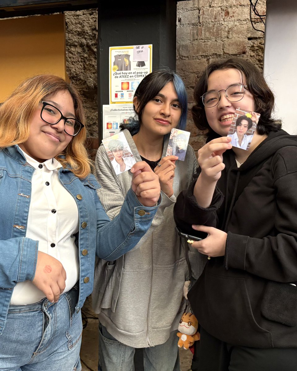 hello82CDMX's tweet image. Continua viviendo este sueño GOLDEN en DIA 2 del ATEEZ POP-UP en CDMX! ☀️
Es el ULTIMO DIA para recibir un SOUR Ver. GRATIS, disfrutar de Actividades Exclusivas, y mucho mas!
🍋 21 - 22 de junio | 12PM - 7PM
📍 @hello82CDMX
C. Lucerna 32, Juárez, Cuauhtémoc, 06600, CDMX, Mexico…