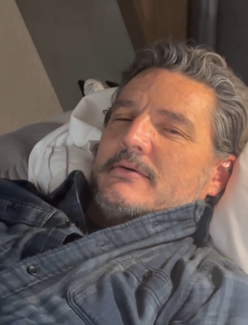 limesqueezey's tweet photo. Joel after you s***** the life out of him https://t.co/nbudLNSSOM