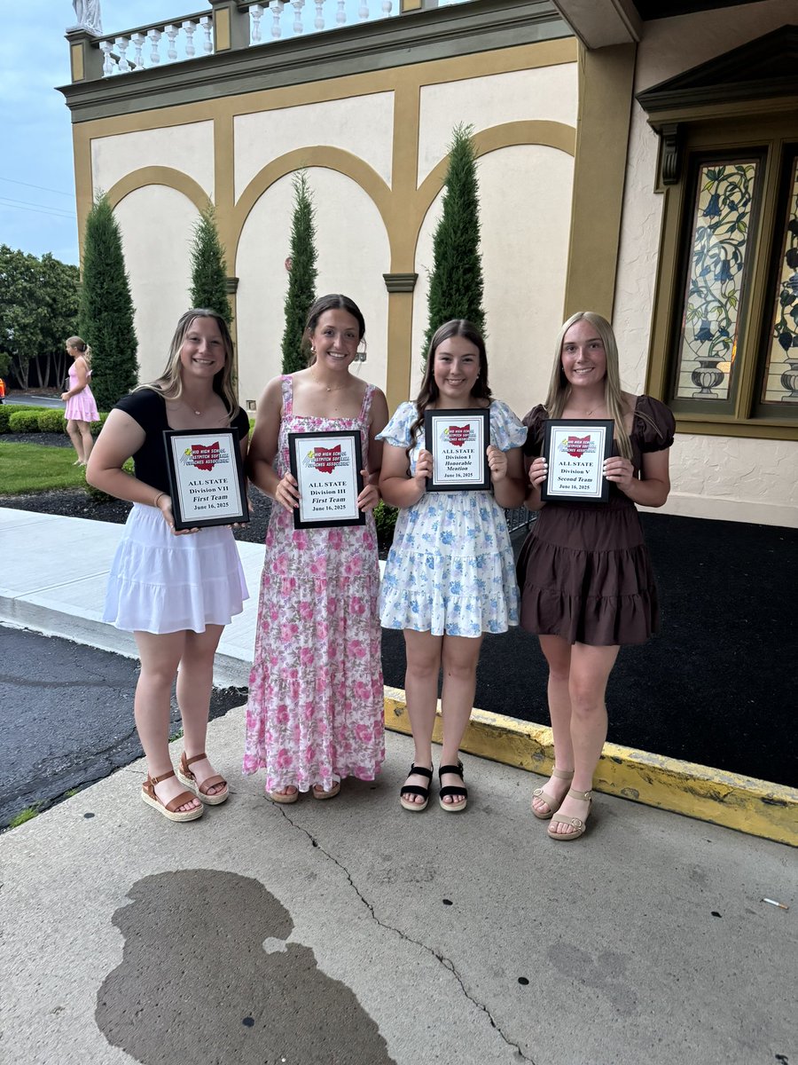 Reese Wells 2026 RHP (@reesewells26) on Twitter photo Forgot to post, but I had my all state banquet last week! I’m so thankful for all my coaches, teammates, and family who helped make these accomplishments possible. And got to see some old teammates <a href="/LLSluggers08/">Louisville Lady Sluggers 08 Tackett</a> <a href="/WLU_Softball/">West Liberty Softball</a> <a href="/CoachWelsh_WLU/">Jim Welsh</a> <a href="/SaraPelegreen/">Sara Pelegreen</a> Forgot to post, but I had my all state banquet last week! I’m so thankful for all my coaches, teammates, and family who helped make these accomplishments possible. And got to see some old teammates <a href="/LLSluggers08/">Louisville Lady Sluggers 08 Tackett</a> <a href="/WLU_Softball/">West Liberty Softball</a> <a href="/CoachWelsh_WLU/">Jim Welsh</a> <a href="/SaraPelegreen/">Sara Pelegreen</a>