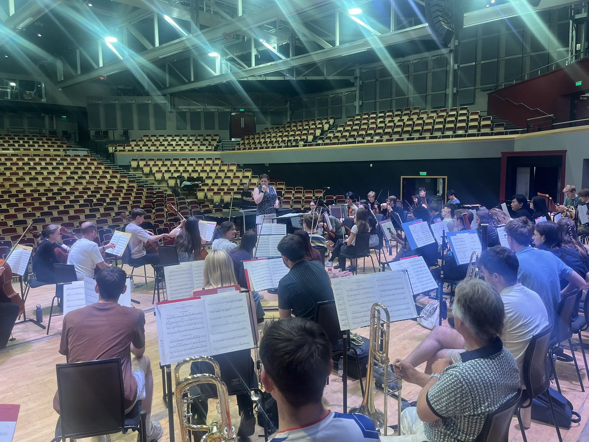 Tom Newall Conductor (@tomnewallmusic) on Twitter photo A super concert today with <a href="/uniofwarwick/">University of Warwick</a> Symphony Orchestra, Chorus, Suzzie Vango & Ben Nicoll!
An absolute joy to work with the players in our symphony orchestra here - your passion and energy really shone today! A super concert today with <a href="/uniofwarwick/">University of Warwick</a> Symphony Orchestra, Chorus, Suzzie Vango & Ben Nicoll!
An absolute joy to work with the players in our symphony orchestra here - your passion and energy really shone today!