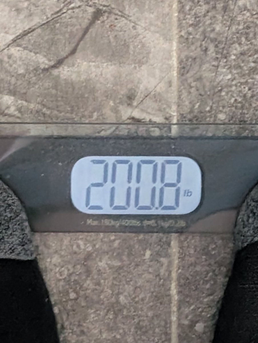 Down another 6 pounds! 

Sub-200 incoming. 

35 total down since March.