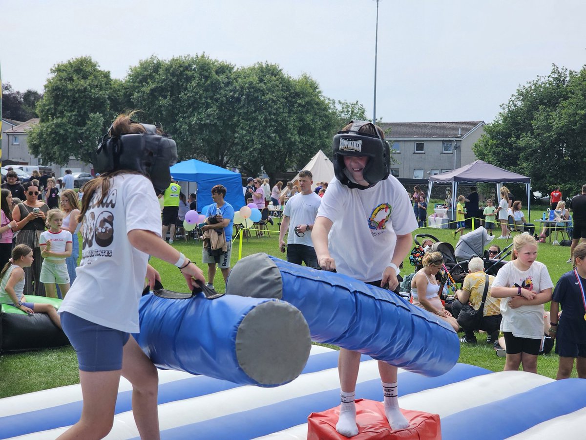 ForfarCFT's tweet image. ⚽️🌞Thank you to all involved in organising our annual funday yesterday.

Special thanks to our committees, coaches, players, parents, friends and families who supported the event. It was a great success....
facebook.com/10008130339989…