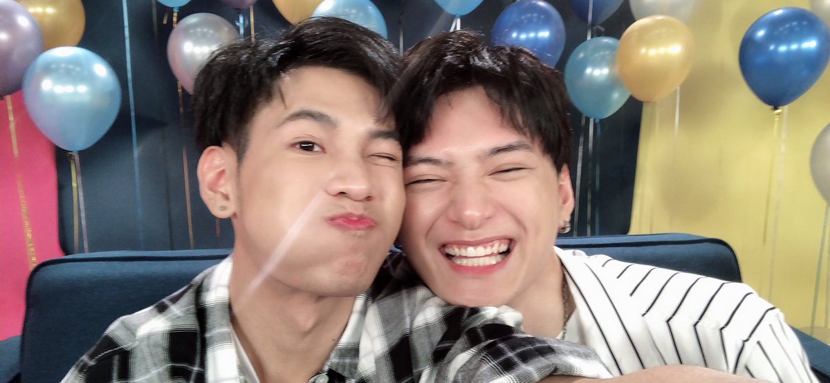 แก้มจุ่ม~💗😚☺️

#คริสสิงโต #ทีมพีรญา