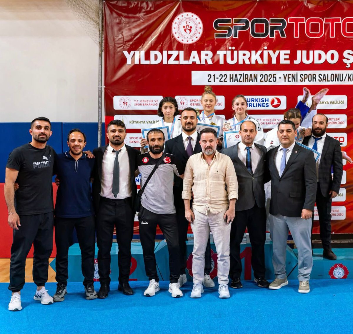 🥋 JUDO | Türkiye Şampiyonası Başarısı

Yıldızlar Türkiye Judo Şampiyonası’nda:
🥈 Elif Rana Ekmen (63 kg) Türkiye 2’ncisi
🥉 Elifsu Esenboğa (36 kg) Türkiye 5’incisi
🔹 Erkekler 46 kg’da Türkiye 7’nciliği

Sporcularımızı ve antrenörlerimizi tebrik ediyoruz.