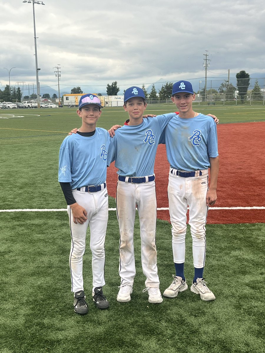 Great job competing in the 14u Summer Games tournament boys! Representing us well all weekend are 
Lukas Gauthier, Jed Hall and Ty Hill. Well done boys!