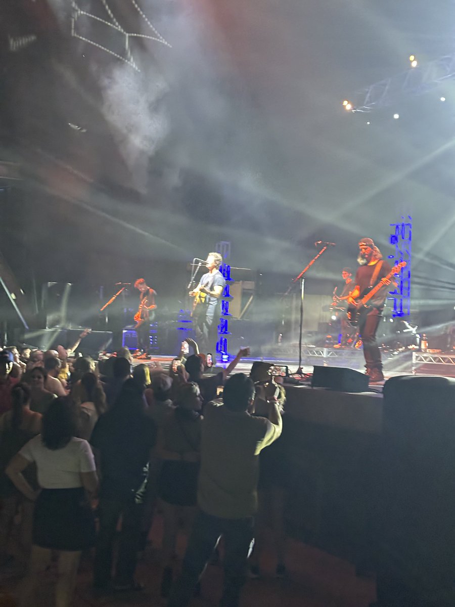 adamcurrence's tweet photo. @ThirdEyeBlind you were phenomenal last night in Memphis TN! As a lifelong fan I try to see you every chance I get! https://t.co/oi7o9JSBwB