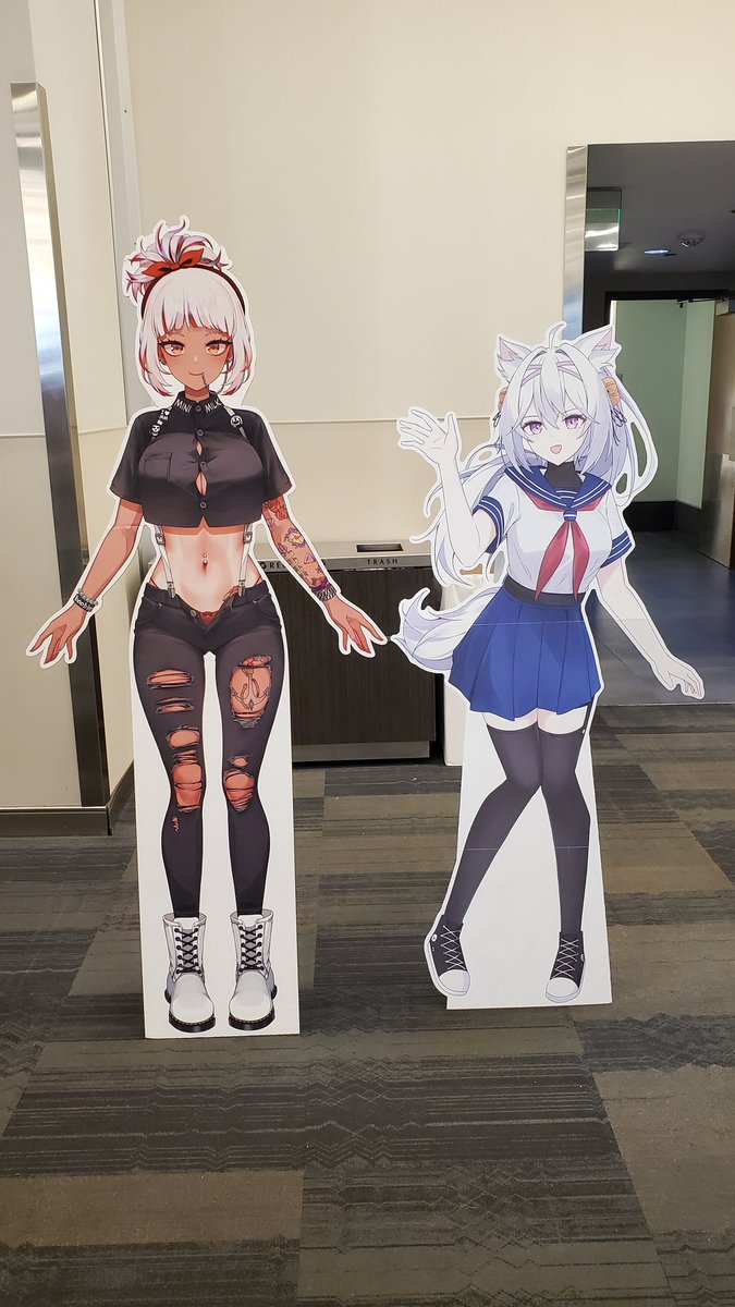 SpeedHunter020's tweet image. Day 3 of #OffKaiGen4
Filian and FeFe are podcasting. Not a lot of discussion is happening.
#FilianAtOffKai