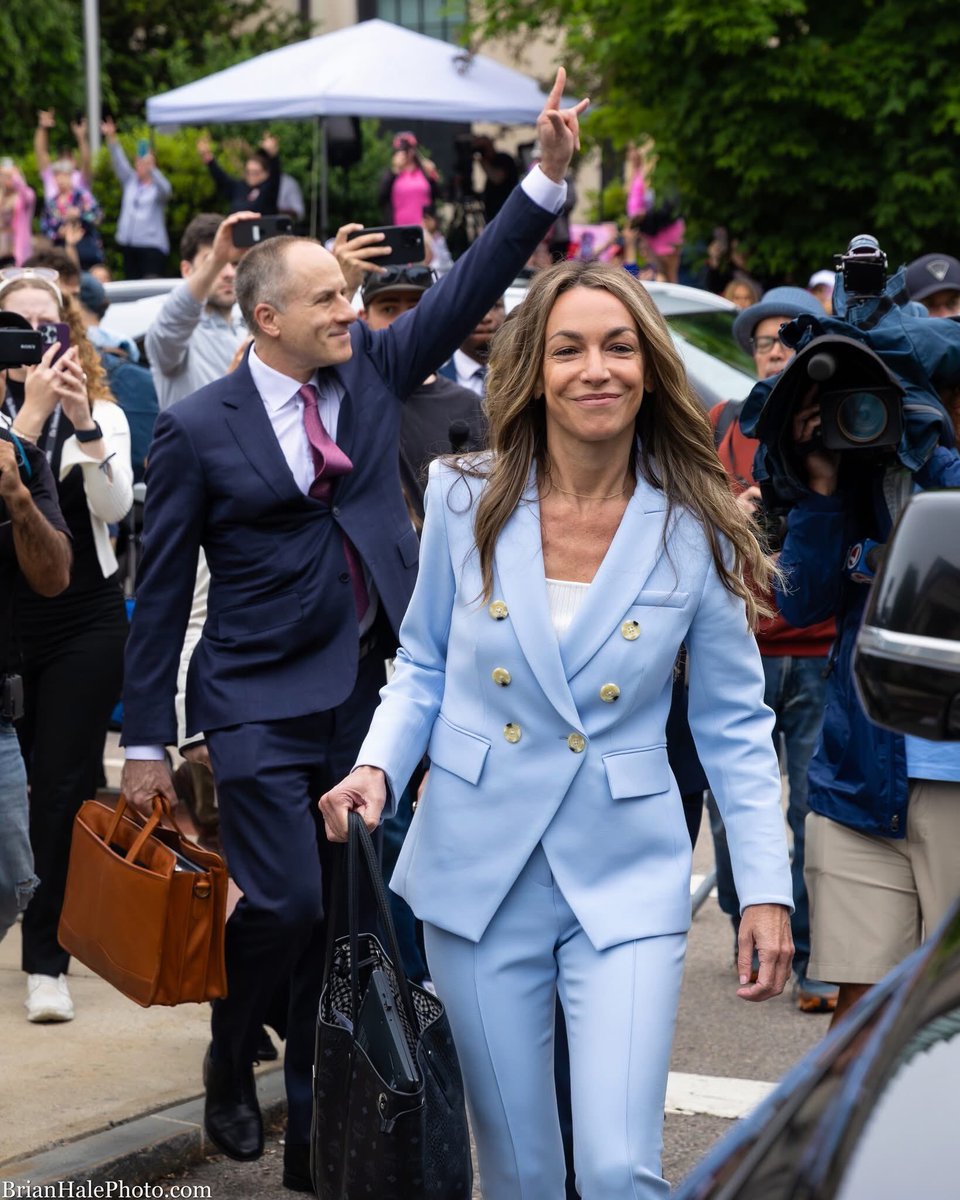 Great photo by Brian Hale Photography! #KarenReadFreed