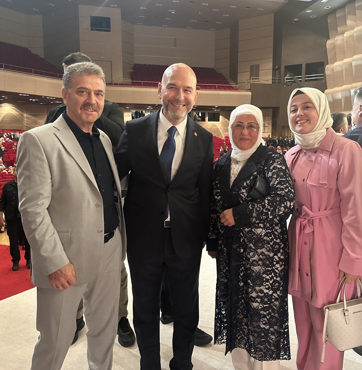 Hasan Tahsin USTA (@htahsinusta) on Twitter photo Ulaştırma ve Altyapı Önceki Bakanımız, Trabzon Milletvekilimiz, Kıymetli Dostum Sayın <a href="/akaraismailoglu/">Adil Karaismailoğlu</a> oğlu Ali Eren ile İrem Nur kızımızın düğün merasimlerinde mutluluklarına şahit olduk. Çiftimizi tebrik eder, iki cihan saadeti dilerim. 😊 Ulaştırma ve Altyapı Önceki Bakanımız, Trabzon Milletvekilimiz, Kıymetli Dostum Sayın <a href="/akaraismailoglu/">Adil Karaismailoğlu</a> oğlu Ali Eren ile İrem Nur kızımızın düğün merasimlerinde mutluluklarına şahit olduk. Çiftimizi tebrik eder, iki cihan saadeti dilerim. 😊