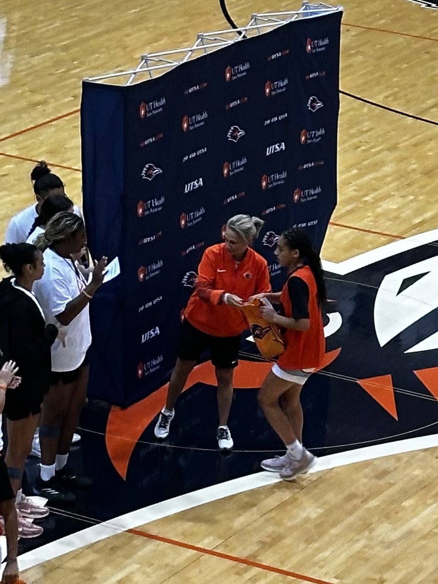Ava Wineglass (@avawineglass29) on Twitter photo Thank you <a href="/UTSAWBB/">UTSA Women’s Basketball</a> for a great Elite Camp. I learned a lot and I’m grateful for the experience. I got to compete with some local players and I made the All-Star team ⭐️. #BirdsUp
<a href="/SAFinestbball/">SA Finest Basketball</a> Thank you <a href="/UTSAWBB/">UTSA Women’s Basketball</a> for a great Elite Camp. I learned a lot and I’m grateful for the experience. I got to compete with some local players and I made the All-Star team ⭐️. #BirdsUp
<a href="/SAFinestbball/">SA Finest Basketball</a>