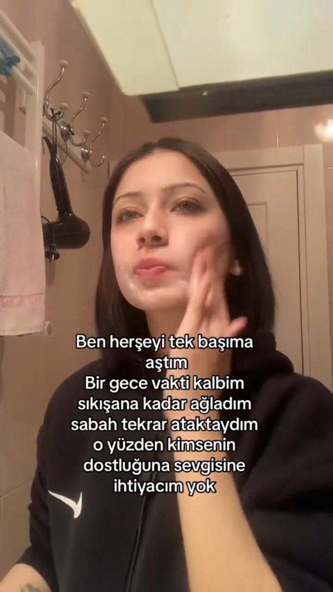 bidurmerveee's tweet photo. https://t.co/T2vnjPz5Z6