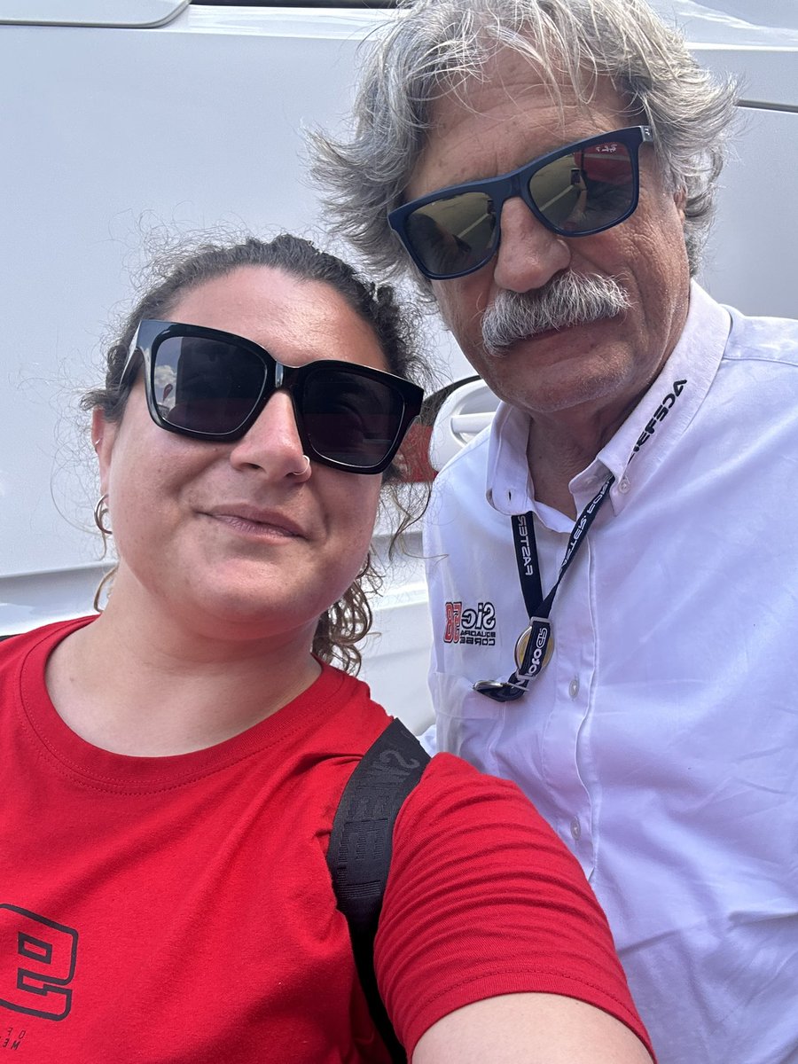 fedeMV3's tweet image. i due giorni più belli di sempre, SEMPRE
incredibili e soprattutto non avrei mai immaginato niente di quello che ho passato e vissuto 

il destino ci ripaga SEMPRE nella vita se ce lo meritiamo 

grazie Muge(93)llo❤️ #mugellogp