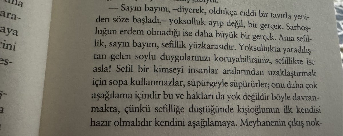 kdryeee's tweet photo. Yoksullukta yaradılıştan gelen soylu duygularınızı koruyabilirsiniz, sefillikte ise asla! https://t.co/I6rPF6rPX2