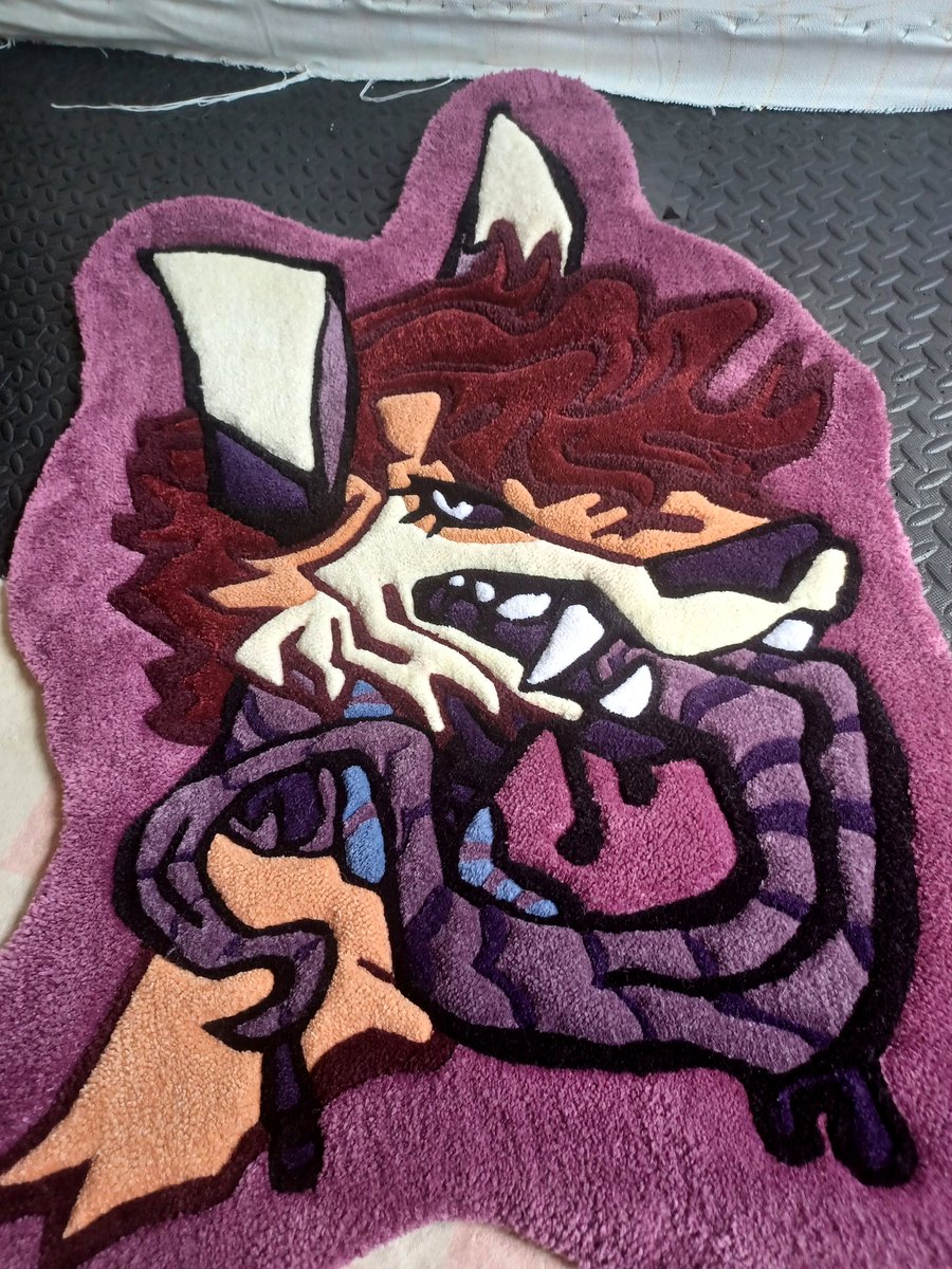 TangledWorms's tweet photo. 🦘🦘🦘🦘🦘🦘🦘
This boy will be jumpin' his way home soon! 

Really fun rug done for @lobotomizedarts https://t.co/RNajcQDxDy