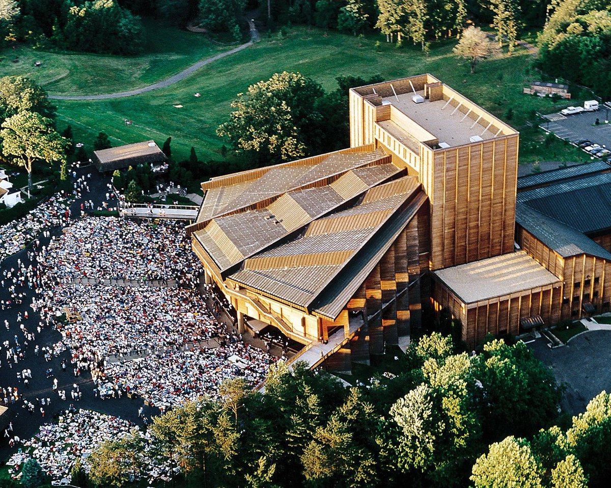 We’re coming back to Vienna, VA playing Wolf Trap National Park for the Performing Arts Aug 28 with our Wish You Were Here 50th anniversary tour 😎 For tickets and all our dates go to aussiefloyd.com/tour-dates 
#aussiefloyd #pinkfloyd #australianpinkfloyd #wishyouwerehere #wywh50