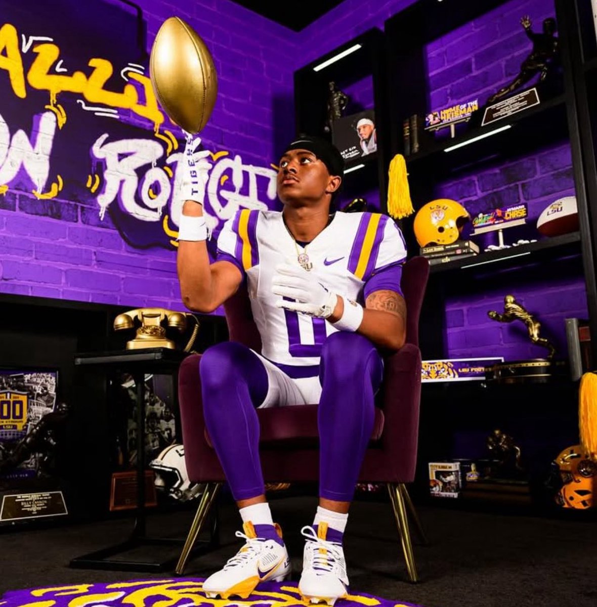 lsu.recruits (@recruitslsu) on Twitter photo 4-star New Orleans (La.) #LSU S commit Aiden Hall on his official visit to #LSU this weekend.
The vibes were high once again for the long-time Tiger commit. Always great to come back home he says. 4-star New Orleans (La.) #LSU S commit Aiden Hall on his official visit to #LSU this weekend.
The vibes were high once again for the long-time Tiger commit. Always great to come back home he says.