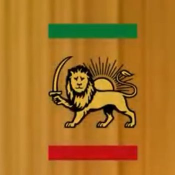 چند سالیست که نشانه‌های سیاسی از اسرائیل، آمریکا و پادشاهمان را زیر نظر دارم.

اکنون زمان رسیده که به پادشاه نشون بدیم که ارتشی از سربازان داره و آن ارتش، ملت ایران است.

مطمئن باشید نور بر تاریکی پیروز است.

جاوید شاه.