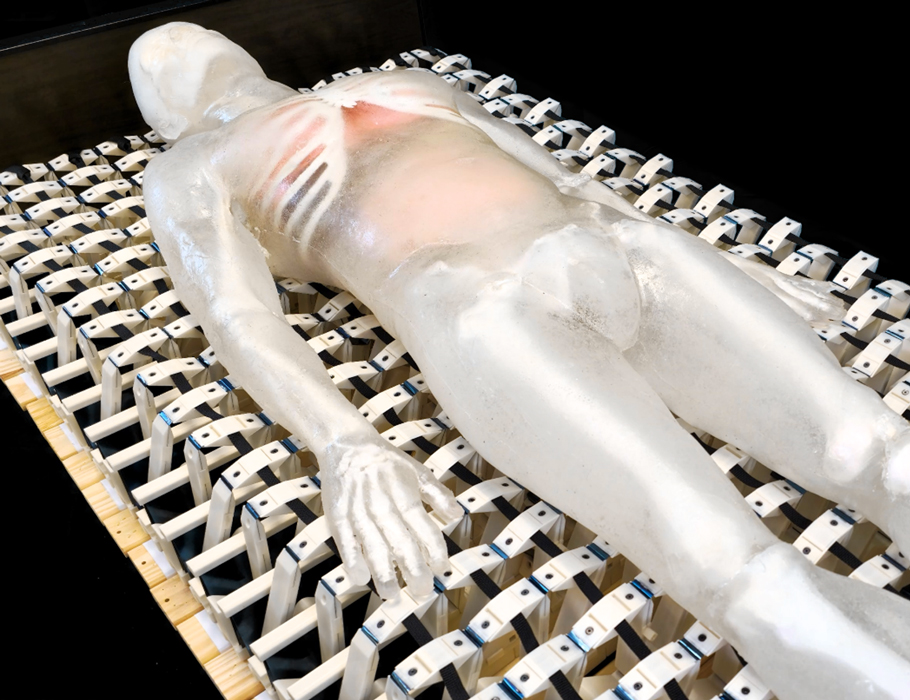 A new Science #Robotics study describes an #AlternatingPressure mattress that undulates to provide alternating patterns of high pressure, which prevents blood flow occlusion and pressure #ulcers. scim.ag/43Olffu