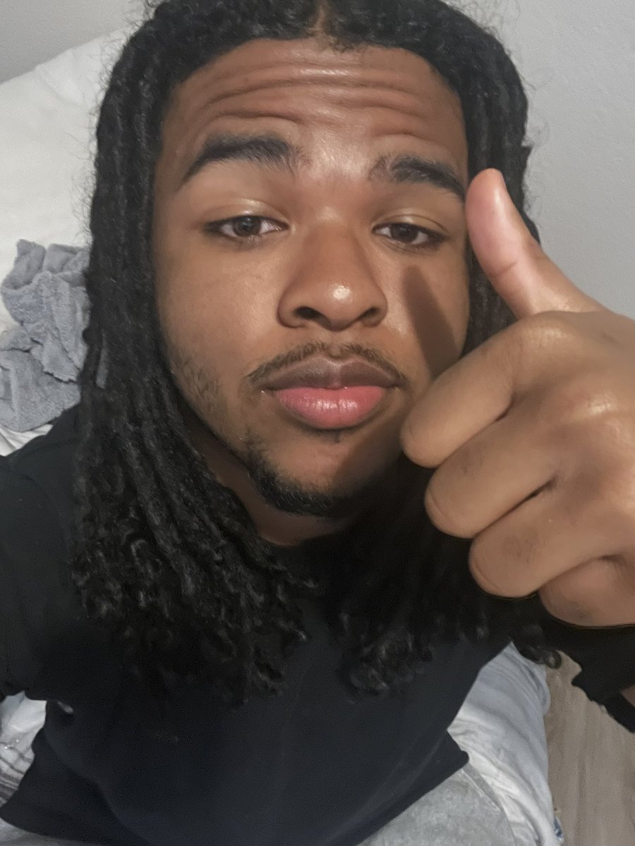 vTreezzy's tweet photo. Just wanted to let yall know I’m still alive nd shit https://t.co/jc59WLL5JY