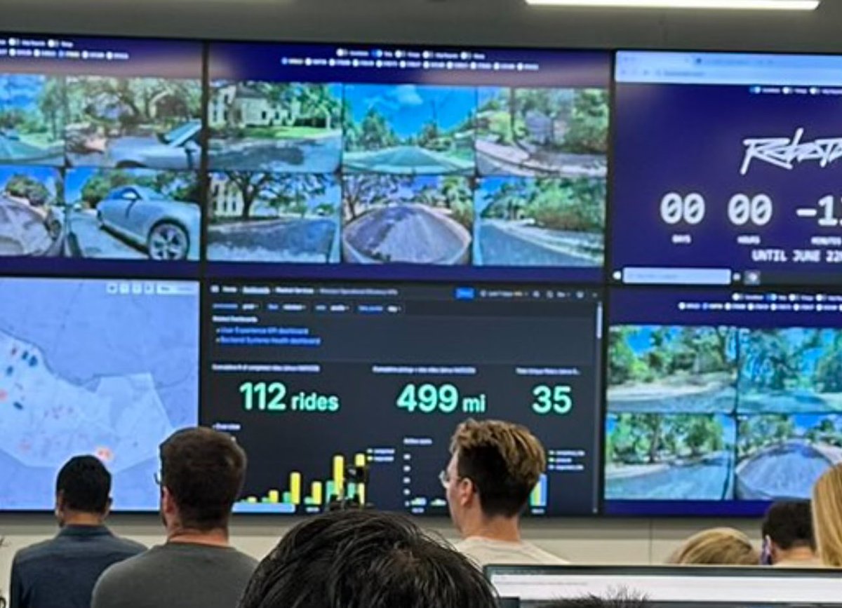 rodamn's tweet photo. @aelluswamy These numbers on the bottom screen…

Can you publish this in the form of a real time graph?

Asking for a $TSLA shareholder friend

🤣 https://t.co/bGkjqQCHMo