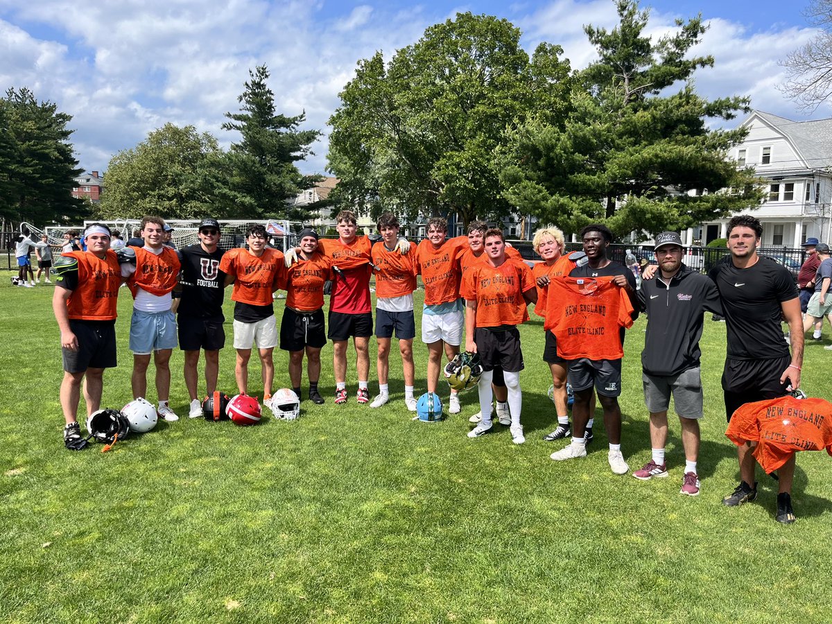 Had a great time coaching this talented group over the weekend at <a href="/EliteFBClinics/">Elite Football Clinics</a> ! 

Good Luck this Fall!