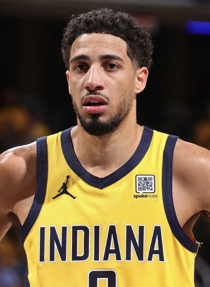 LakeShowYo's tweet image. Giving away $100 to whoever predicts Tyrese Haliburton’s stat-line 👀 (PTS-REB-AST)