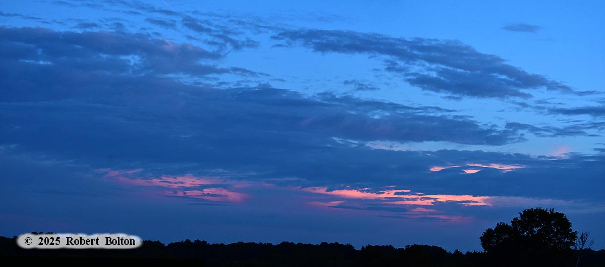 robertbolton443's tweet photo. Had a very nice #sunset last Wednesday. Here are some #panoramas of it. #sunsetphotography #nature #NaturePhotography #landscape #landscapephotography #yourshot #outdoorphotography #nikon #d7200 #nikoncreators #nikonphotography #nikonofilter #nikonlove #TwitterNatureCommunity https://t.co/1jyCkH1Jrg