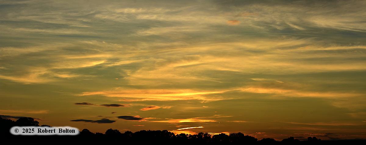 robertbolton443's tweet photo. Had a very nice #sunset last Wednesday. Here are some #panoramas of it. #sunsetphotography #nature #NaturePhotography #landscape #landscapephotography #yourshot #outdoorphotography #nikon #d7200 #nikoncreators #nikonphotography #nikonofilter #nikonlove #TwitterNatureCommunity https://t.co/1jyCkH1Jrg