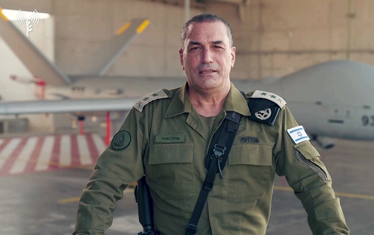 İsrail Genelkurmayı: Saldırıları planlarken ABD ile koordinasyon içindeydik

🔴İsrail Genelkurmay Başkanı Eyal Zamir, İran'a yönelik saldırıların aylar süren uzun planlama sürecinde ABD'li askeri yetkililerle sürekli temas halinde olduklarını söyledi.

nupel.tv/israil-genelku…