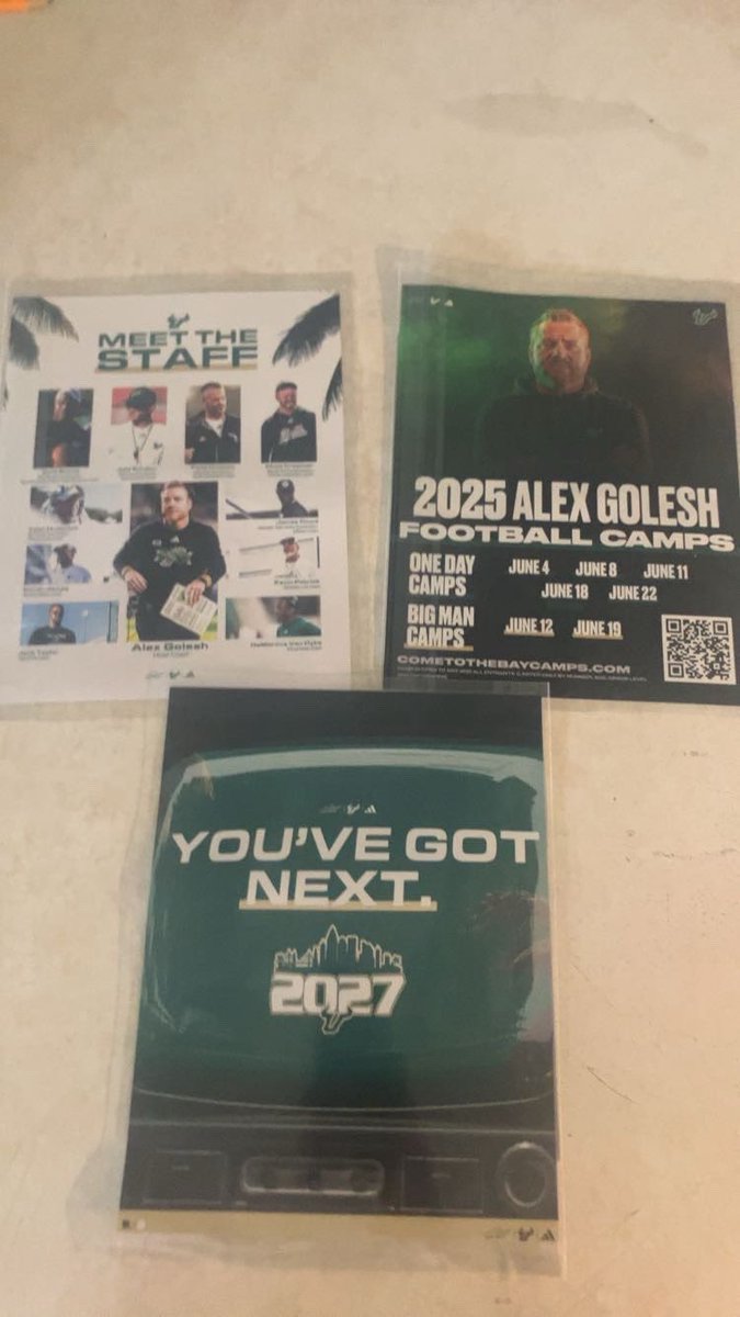 dale_4x's tweet image. #GoBulls⚪️🟢 Thank You For The Love @USFFootball @USFRecruits @CoachGolesh @CoachMicahJames @KumehnnuGwilly @alexmfagan @john_p34 @tank_941_ @jleee74 @JerryRecruiting @H2_Recruiting @NationalPID @Andy_Villamarzo @RivalsWoody @VeniceRecruit10