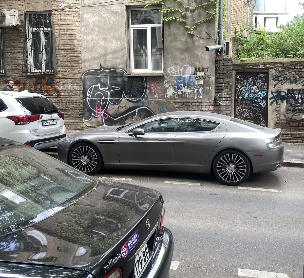 тёмастарк tweet media