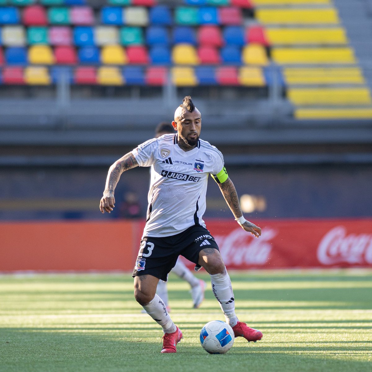 @CSDColoColo (@csdcolocolo) on Twitter photo ¡VAMOS KING! 👑🔥 ¡VAMOS KING! 👑🔥