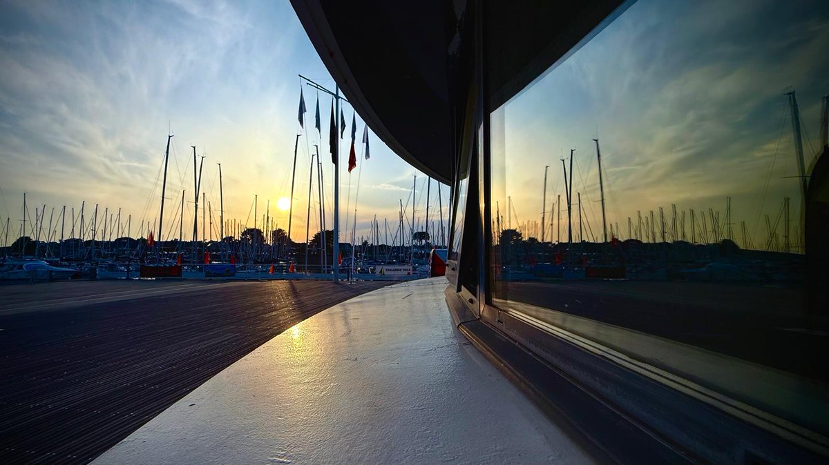 Clap de fin, l #ArmorCup2025 est finie ... Magnifique édition! 🤩☀️⛵️😎
Bravo à Philippe Benaben et son équipe d'<a href="/Orange/">Orange</a> DSI 👏
Merci à notre parrain <a href="/LaurentMartinez/">Laurent Martinez</a> pour son soutien et sa présence 😊

Retrouvez tous les résultats en suivant de lien : 

ffvoile.fr/ffv/sportif/Cl…