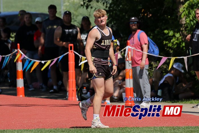 On his 6th &amp; final toss, Drexel, Missouri's &amp; Adrian HS Jr Bryson Jacobs launches a 67.13m/220-03 bomb to improve 9 feet &amp; jump from 3rd to 1st by 1-inch!! 
Claiming <a href="/nsaf_track/">NSAF</a> #NON javelin National Title!!

Bryson Jacobs is a NATIONAL CHAMPION! in about as dramatic fashion as