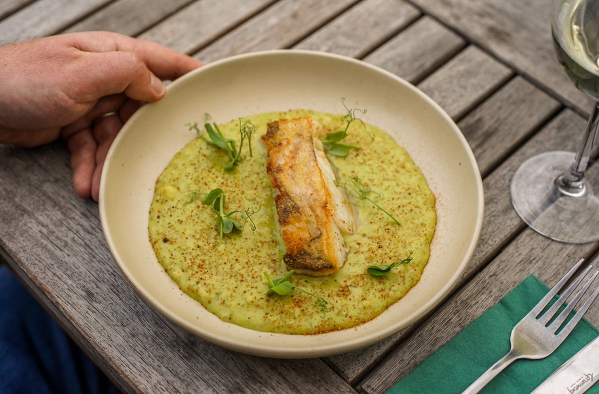 Our new poached cod, pea, mint &amp; mascarpone risotto has been a real hit with the locals. 😏

#risotto #youngspubs #wandsworth #wandsworthpark #putney