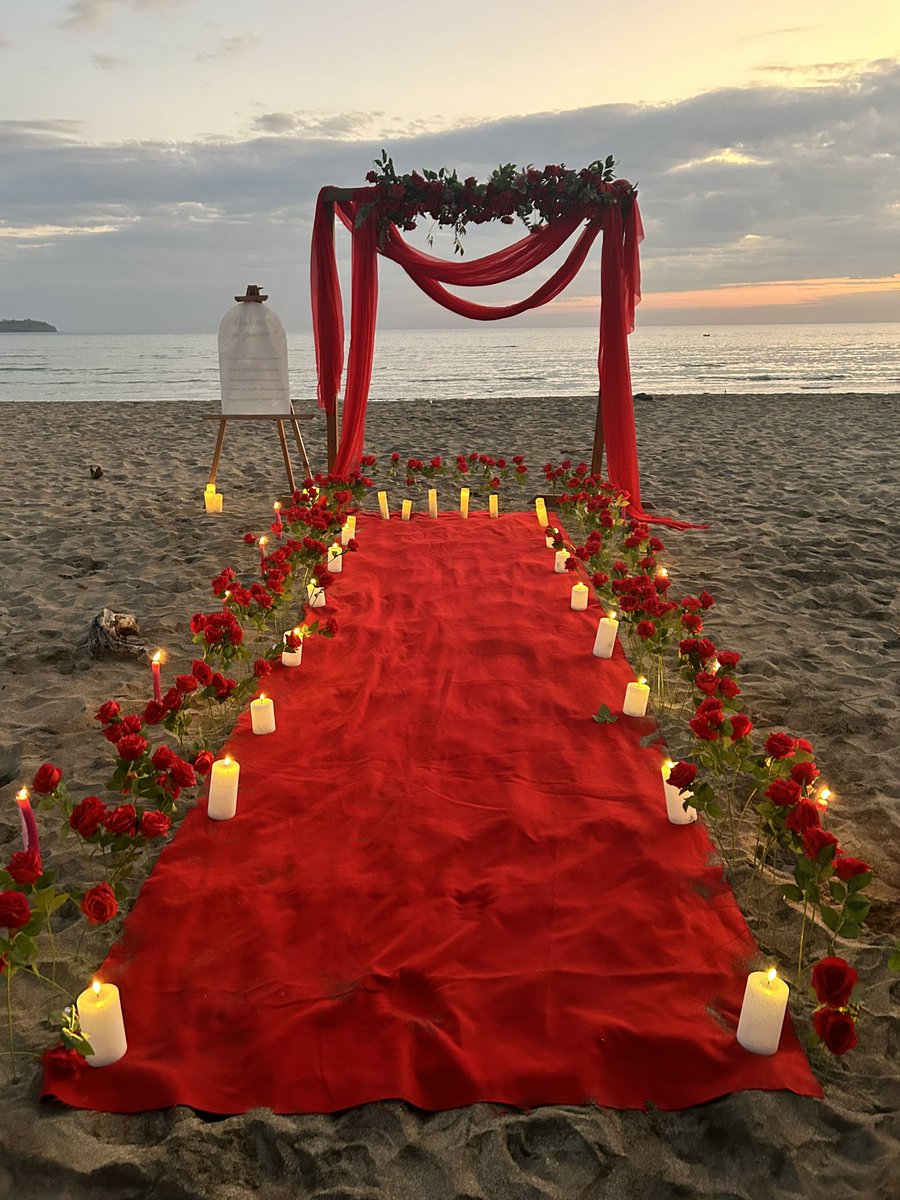 kitokoevents's tweet photo. Demande en mariage face à l’océan ❤️ https://t.co/L5jj8hTCY8