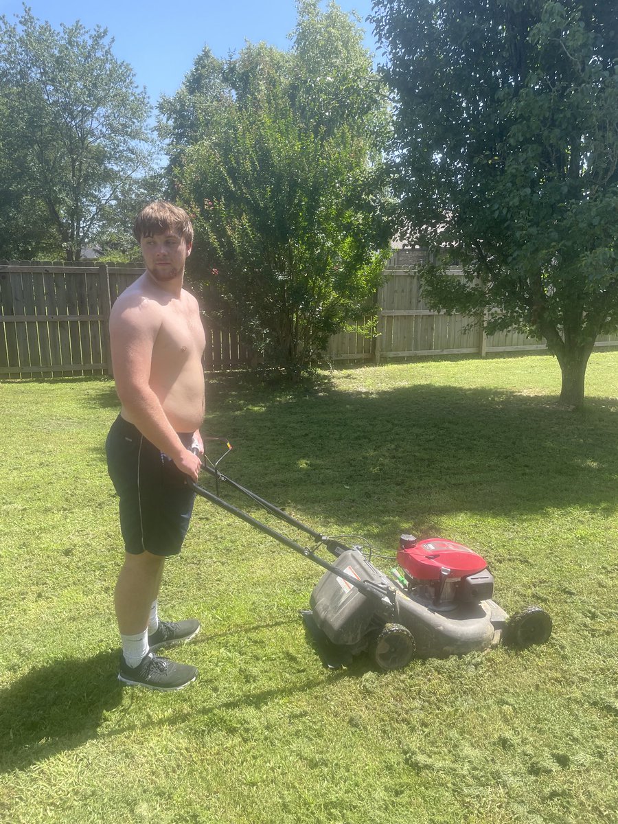 Buck James tweet media