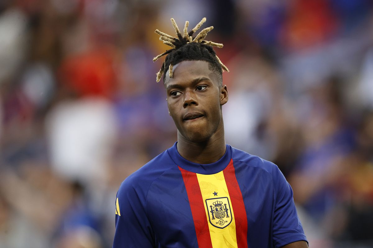 T.M (@tmofficially) on Twitter photo 🚨𝗕𝗥𝗘𝗔𝗞𝗜𝗡𝗚: Bayern Munich have NOT given up on Nico Williams and have offered him a €12m-a-season salary.
Bayern hope that Barcelona will fail to finalise the deal due to financial or registration issues.
(Source: <a href="/Plettigoal/">Florian Plettenberg</a>) 🚨𝗕𝗥𝗘𝗔𝗞𝗜𝗡𝗚: Bayern Munich have NOT given up on Nico Williams and have offered him a €12m-a-season salary.
Bayern hope that Barcelona will fail to finalise the deal due to financial or registration issues.
(Source: <a href="/Plettigoal/">Florian Plettenberg</a>)